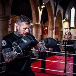 Urban Fight Sparring Guantoni Da Boxe In Pelle UFC00408BV 5 Urban Fight Sparring Guantoni Da Boxe In Pelle UFC00408BV -Vendite ADIDAS UFC00408BV 3